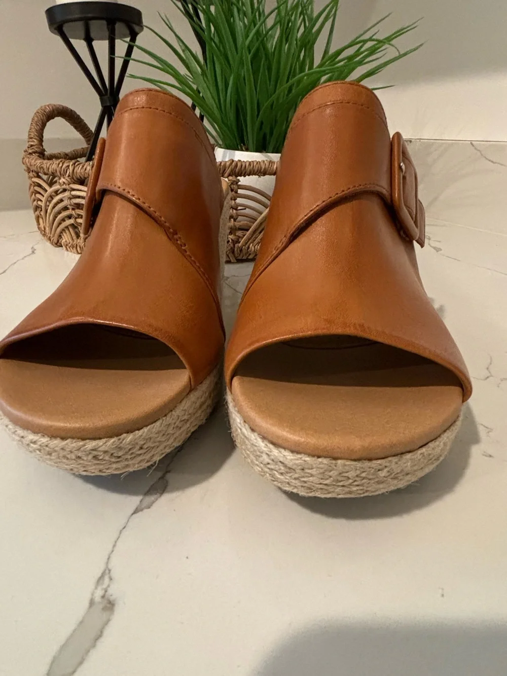 Rockport Lyla Buckle Slide Leather Wedge Sandal Woven Heel Cognac Women Size 9